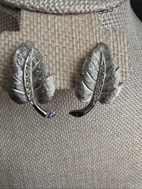 VTG Signed Charel Silver-tone Leaf Rhinestone Clip-on earrings 1950s
